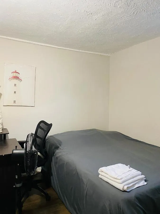 Lovely II Space Share A Room East York Canada Toronto Canada
